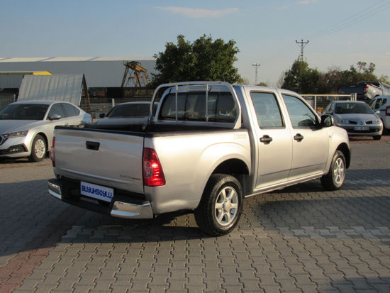 ISUZU D-MAX 4X2 Ç. KABİN KAMYONET 136 Hp A/C