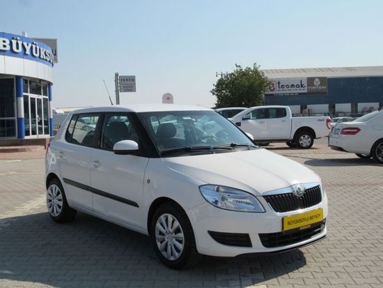 2011 MODEL SKODA FABIA AMBIANTE 1.2 70 Hp