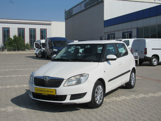 2011 MODEL SKODA FABIA AMBIANTE 1.2 70 Hp