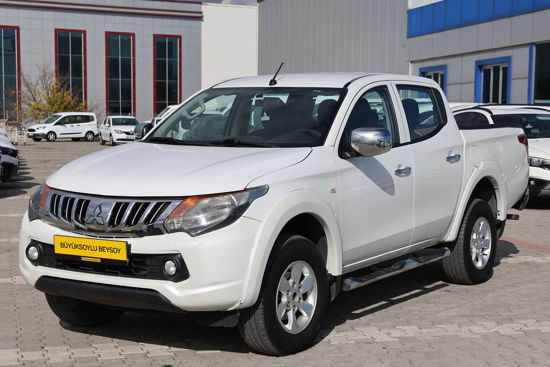 2015 MODEL MITSUBISHI L 200 2.4 4X2 STORM 154 Hp