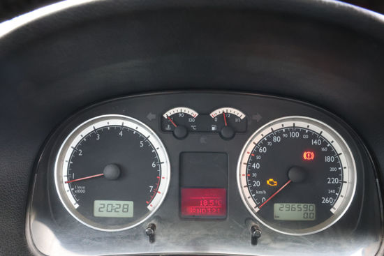 2002 MODEL VOLKSWAGEN BORA 1.6 COMFORTLINE 102 Hp A/T LPG