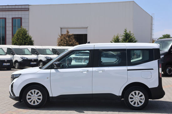2024 MODEL FORD TOURNEO COURIER 1.5 D DLX 100 Hp A/C