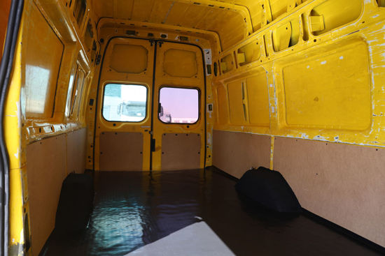 2011 MODEL FORD TRANSIT 350 E 15 M³ PANELVAN 140 Hp A/C