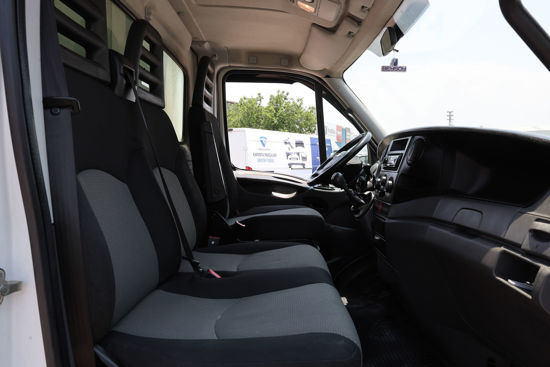 2014 MODEL IVECO DAILY 70 C 15 3750   KAPALI POLYESTER KASA LİFTLİ KAMYON