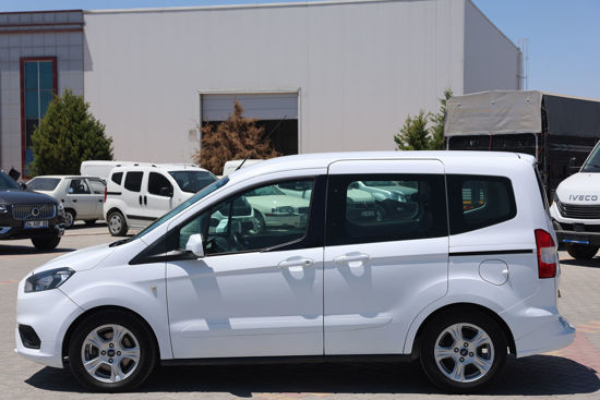 2022 MODEL FORD TOURNEO COURIER 1.5 TDCI  DELUXE  100HP
