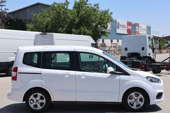 2022 MODEL FORD TOURNEO COURIER 1.5 TDCI  DELUXE  100HP