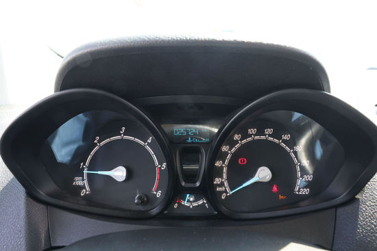 2022 MODEL FORD TOURNEO COURIER 1.5 TDCI  DELUXE  100HP