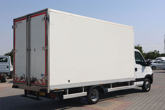 2013 MODEL DAİLY 35 C 13 4100 WB  KAPALI POLYESTER KASALI KAMYONET