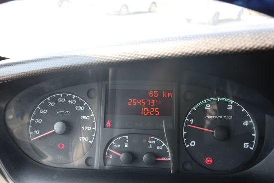 2013 MODEL DAİLY 35 C 13 4100 WB  KAPALI POLYESTER KASALI KAMYONET