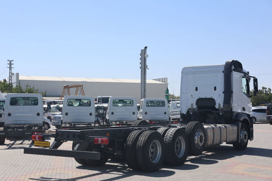 2021 MODEL MERCEDES-BENZ ACTROS 3242 L  8X2 ŞASE KAMYON (YATAKLI) A/C