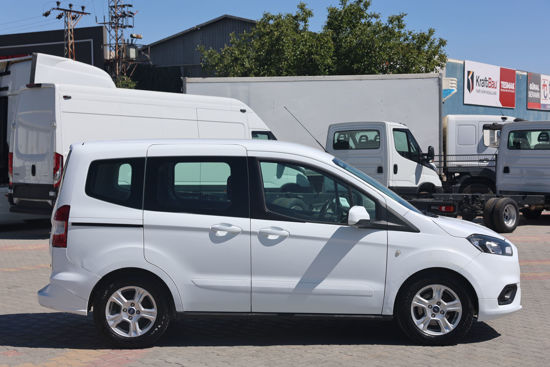 2023 MODEL FORD TOURNEO COURIER KOMBİ 1.5 TDCI DLX 100 Hp