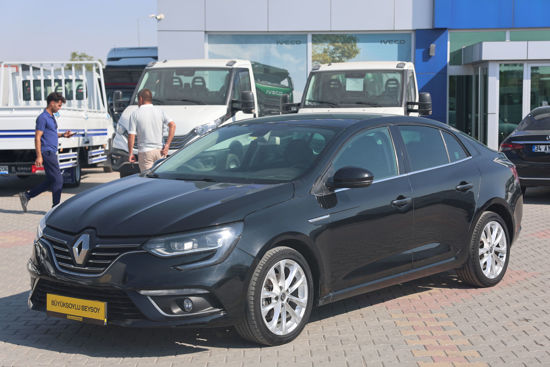 2020 MODEL MEGANE SEDAN 1.5 BLUEDCI ICON 115 Hp