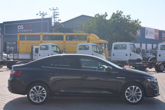 2020 MODEL MEGANE SEDAN 1.5 BLUEDCI ICON 115 Hp