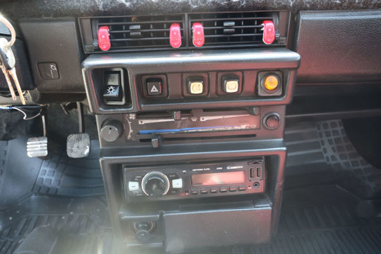1994 MODEL LADA SAMARA 1.5 HATCHBACK 70 Hp