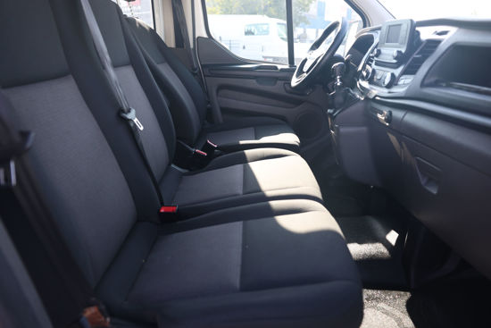 2023 MODEL TRANSİT CUSTOM KOMBİ VAN 320 S 5+1 TREND 130 Hp A/C