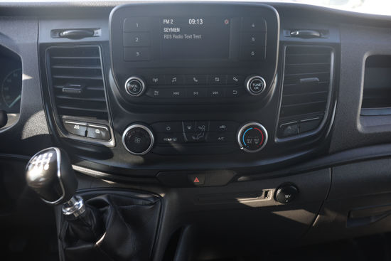 2023 MODEL TRANSİT CUSTOM KOMBİ VAN 320 S 5+1 TREND 130 Hp A/C