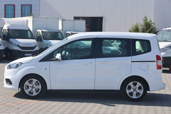2022 MODEL FORD TOURNEO COURIER 1.5 TDCI  DELUXE  100HP