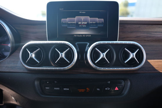 2018 MODEL MERCEDES-BENZ X-CLASS 250D 4X4 190 Hp