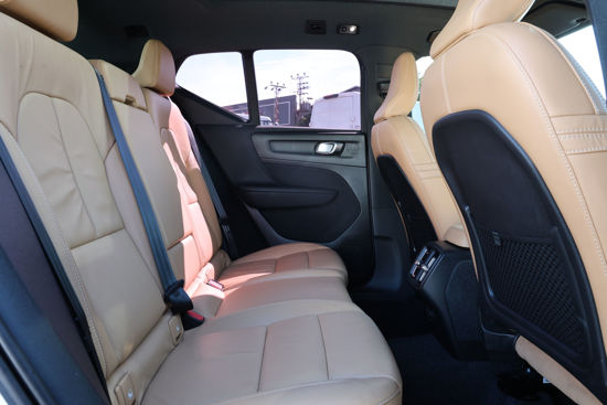 2021 MODEL VOLVO XC40 1.5 T3 INSCRIPTION 163 HP