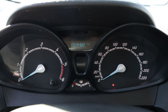 2021 MODEL FORD TOURNEO COURIER KOMBİ 1.5 TDCI DELUXE 100HP