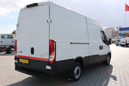 2015 MODEL IVECO DAILY 35 S 13 12 M³ PANELVAN
