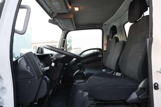 2024 MODEL NPR 3D ÇİFT YÖN KAYAR PERDELİ MEŞRUBAT KASALI LİFLİ KAMYON