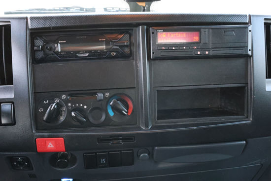 2024 MODEL NPR 3D ÇİFT YÖN KAYAR PERDELİ MEŞRUBAT KASALI LİFLİ KAMYON