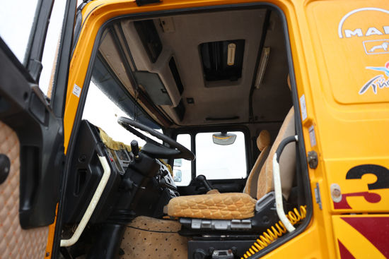 2005 MODEL MAN 32 310 KIRKAYAK AÇIK SAÇ KASA DAMPERLİ  KAMYON