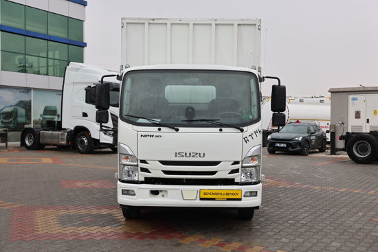 2024 MODEL NPR 3D ÇİFT YÖN KAYAR PERDELİ MEŞRUBAT KASALI LİFLİ KAMYON