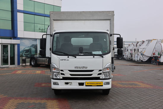 2024 MODEL NPR 3D ÇİFT YÖN KAYAR PERDELİ MEŞRUBAT KASALI LİFLİ KAMYON