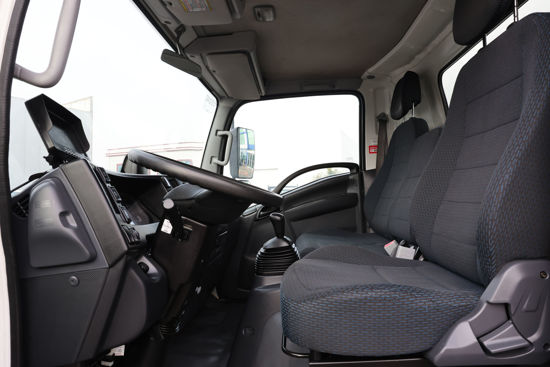 2024 MODEL NPR 3D ÇİFT YÖN KAYAR PERDELİ MEŞRUBAT KASALI LİFLİ KAMYON