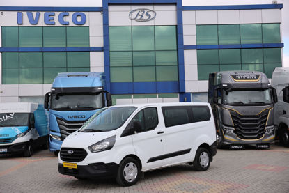 2023 MODEL TRANSİT CUSTOM KOMBİ VAN 320 S 5+1 TREND 130 Hp A/C