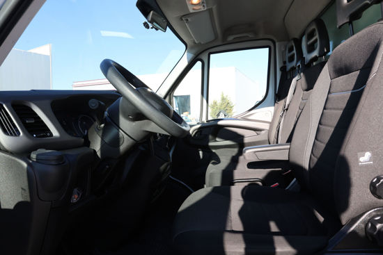2023 MODEL IVECO DAILY 35 C 16 4100 HI-MATİC BRANDALI KAPALI SAÇ KASA KAMYONET A/C