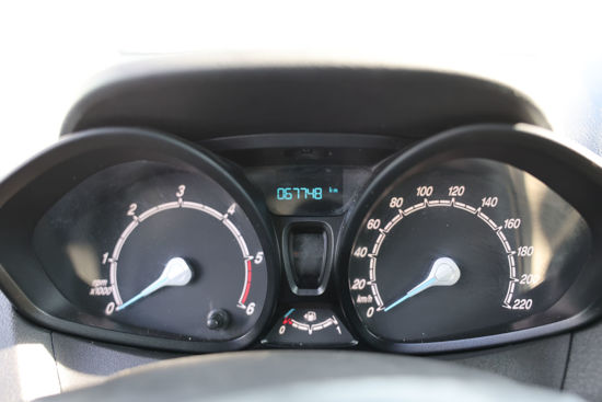 2023 MODEL FORD TOURNEO COURIER KOMBİ 1.5 TDCI DLX 100 Hp