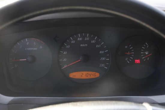 2011 MODEL KYRON M200 2.0 XDİ 4X2 141 HP A/C