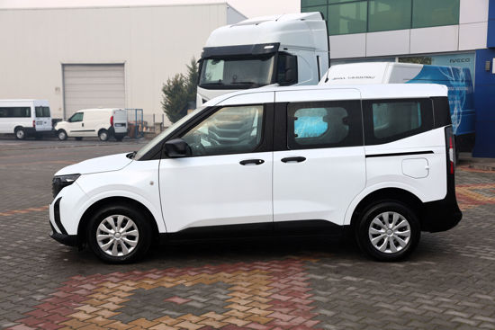 2025 MODEL FORD TOURNEO COURİER TREND 1.5 ECOBLUE 100 Hp