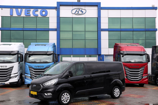 2018 MODEL TOURNEO CUSTOM 2.0 ECOBLUE 320 L 8+1 TİTANİUM 170 Hp A/C (OTOMOBİL RUHSATLI)