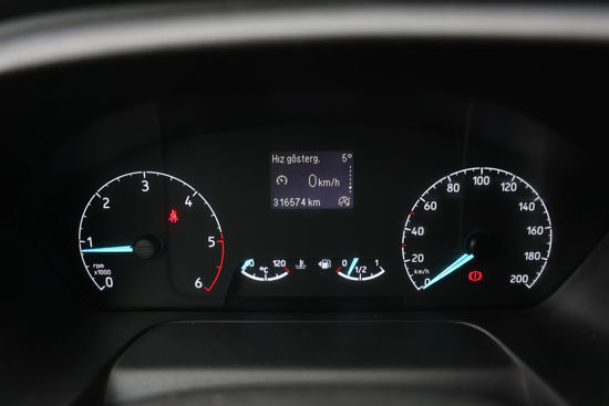 2018 MODEL TOURNEO CUSTOM 2.0 ECOBLUE 320 L 8+1 TİTANİUM 170 Hp A/C (OTOMOBİL RUHSATLI)