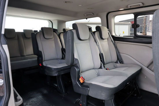 2018 MODEL TOURNEO CUSTOM 2.0 ECOBLUE 320 L  8+1 TİTANİUM 170 Hp A/C (OTOMOBİL RUHSATLI)