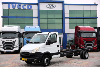 TR'DE TEK 2013 MODEL IVECO DAILY 70 C 15 4750 ŞASE KAMYON ORİJİNAL KM'DE