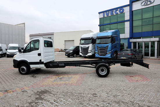 TR'DE TEK 2013 MODEL IVECO DAILY 70 C 15 4750 ŞASE KAMYON ORİJİNAL KM'DE