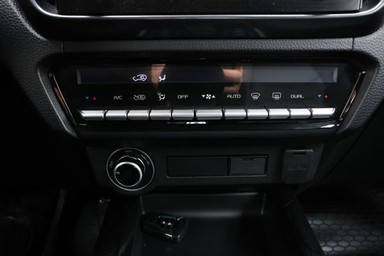 2025 MODEL ISUZU D-MAX 1.9 D V-CROSS 165 Hp A/T