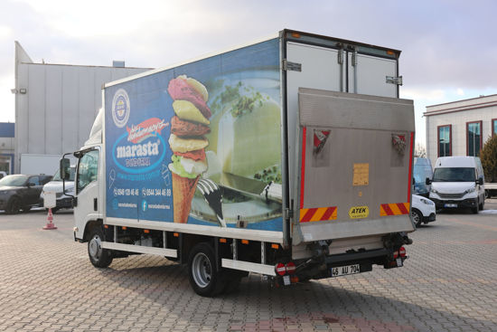 2017 MODEL ISUZU NLR LONG 3.0 cc LİFTLİ POLYESTER KASALI KAMYONET