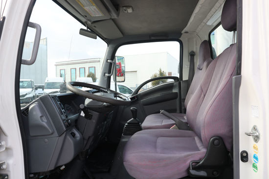 2017 MODEL ISUZU NLR LONG 3.0 cc LİFTLİ POLYESTER KASALI KAMYONET