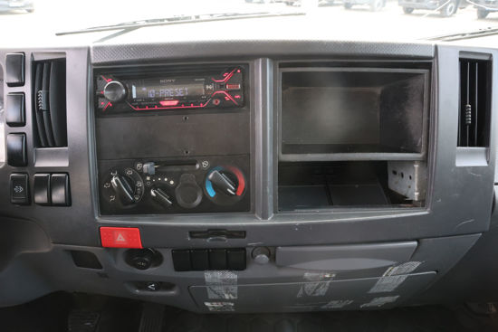 2017 MODEL ISUZU NLR LONG 3.0 cc LİFTLİ POLYESTER KASALI KAMYONET