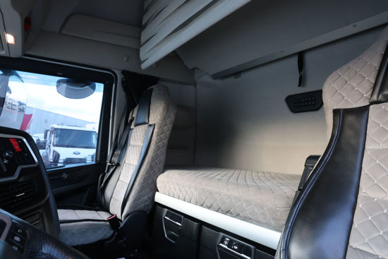 2023 MODEL IVECO S-WAY 570 FULL PLUS ÇEKİCİ BEŞ BÖLMELİ ŞAHİN AKARYAKIT TANKERLİ