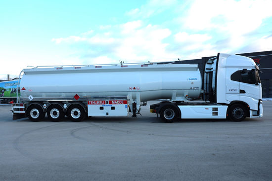 2023 MODEL IVECO S-WAY 570 DIAMOND ÇEKİCİ BEŞ BÖLMELİ ŞAHİN AKARYAKIT TANKERLİ