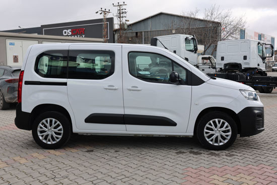2023 MODEL FIAT DOBLO COMBİ 1.5 ﻿BLUEHDİ EASY 100 Hp