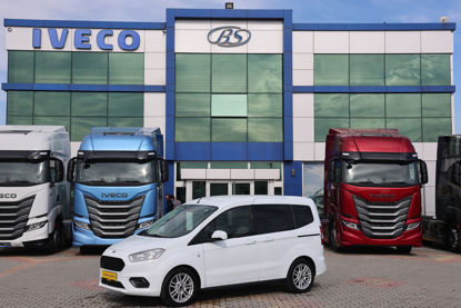 2023 MODEL FORD TOURNEO COURIER KOMBİ 1.0 ECOBOOST TİTANIUM 100 Hp