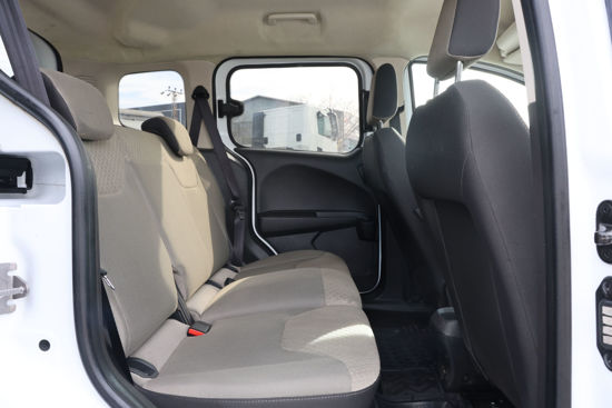 2023 MODEL FORD TOURNEO COURIER KOMBİ 1.0 ECOBOOST TİTANIUM 100 Hp